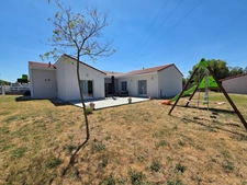 *** EXCLUSIVITE *** PLAIN-PIED 4 CHAMBRES, JARDIN ET GARAGE *** BILLOM 63160