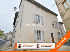 *** EXCLUSIVITE *** GRANDE MAISON DE VILLE AVEC JARDIN ET DEPENDANCE *** A RENOVER *** BILLOM 63160 ***