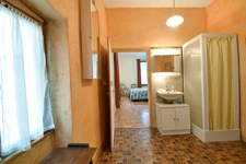 *** EXCLUSIVITE *** A RENOVER : GRANDE MAISON DE VILLE AVEC JARDIN ET DEPENDANCE *** BILLOM 63160 ***