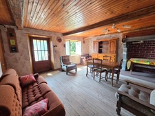 *** EXCLUSIVITE ***  À RENOVER - MAISON EN PIERRE AVEC JARDINET ET DEPENDANCES *** ISSERTEAUX 63270 ***