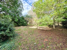 *** EXCLUSIVITE *** MAISON EN PIERRE AVEC JARDIN ET DEPENDANCES A RENOVER *** ISSERTEAUX 63270 ***
