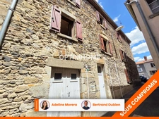 *** EXCLUSIVITE *** MAISON DE VILLE AVEC PETIT GARAGE ET CAVE - A RENOVER *** BILLOM 63160 ***
