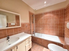 *** EXCLUSIVITE *** TRES BELLE PROPRIETE EN PIERRE - BIEN RARE *** EGLISENEUVE PRES BILLOM 63160 ***