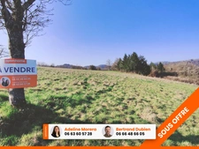 EXCLUSIVITE / Très beau terrain 1145 m² /  63520 ESTANDEUIL