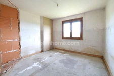 *** MAISON PLAIN-PIED A RENOVER AVEC JARDIN ET DEPENDANCE *** ESTANDEUIL 63520 ***