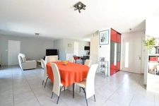*** EXCLUSIVITE *** PLAIN-PIED 4 CHAMBRES, JARDIN ET GARAGE *** BILLOM 63160