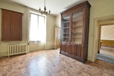 *** EXCLUSIVITE *** GRANDE MAISON DE VILLE A RENOVER AVEC TERRAIN, COUR ET DEPENDANCES *** BILLOM 63160