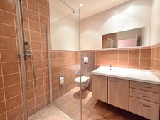 *** EXCLUSIVITE *** TRES BELLE PROPRIETE EN PIERRE - BIEN RARE *** EGLISENEUVE PRES BILLOM 63160 ***