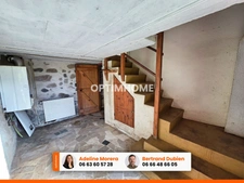 *** EXCLUSIVITE *** MAISON EN PIERRE AVEC JARDIN ET DEPENDANCES A RENOVER *** ISSERTEAUX 63270 ***