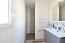 *** EXCLUSIVITE *** PLAIN-PIED 4 CHAMBRES, JARDIN ET GARAGE *** BILLOM 63160