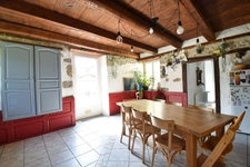 *** EXCLUSIVITE *** BIEN RARE *** GRANDE PROPRIETE AVEC JARDIN ET DEPENDANCES *** CUNLHAT 63590