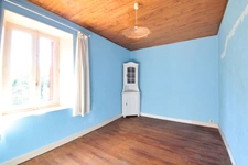 *** EXCLUSIVITE *** MAISON MITOYENNE AVEC JARDINET ET DEPENDANCE *** AUZELLES ***