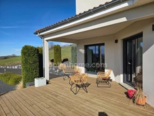 *** EXCLUSIVITE *** MAISON CONTEMPORAINE 3 CHAMBRES BUREAU GARAGE JARDIN *** ISSERTEAUX 63270 ***