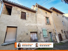 *** EXCLUSIVITE *** MAISON DE VILLE AVEC CUVAGE A RENOVER ENTIEREMENT *** BILLOM CENTRE VILLE ***