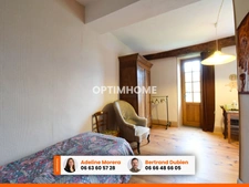*** EXCLUSIVITE *** GRANDE MAISON DE VILLE AVEC JARDIN ET DEPENDANCE *** A RENOVER *** BILLOM 63160 ***