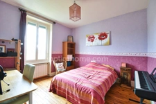 *** EXCLUSIVITE *** GRANDE MAISON AVEC TERRASSES, DEPENDANCES ET POTAGER *** ST DIER D'AUVERGNE 63520 ***