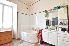 *** EXCLUSIVITE *** GRANDE MAISON DE VILLE AVEC JARDIN ET DEPENDANCES *** BILLOM 63160 ***