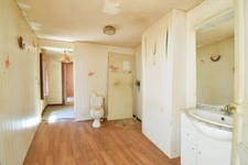 *** EXCLUSIVITE *** MAISON DE VILLE AVEC PETIT GARAGE ET CAVE - A RENOVER *** BILLOM 63160 ***