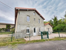 *** EXCLUSIVITE *** PROPRIETE RARE : MAISON DEPENDANCES ET TERRAIN *** SAINT-JEAN-D'HEURS 63190 ***
