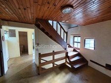 *** EXCLUSIVITE *** MAISON EN PIERRE AVEC JARDIN ET DEPENDANCES A RENOVER *** ISSERTEAUX 63270 ***
