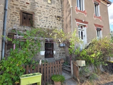 *** EXCLUSIVITE *** GRANDE MAISON AVEC TERRASSES, DEPENDANCES ET POTAGER *** ST DIER D'AUVERGNE 63520 ***