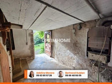 *** EXCLUSIVITE *** MAISON EN PIERRE AVEC JARDIN ET DEPENDANCES A RENOVER *** ISSERTEAUX 63270 ***