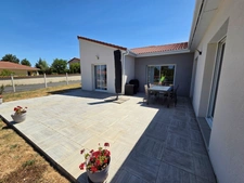 *** EXCLUSIVITE *** PLAIN-PIED 4 CHAMBRES, JARDIN ET GARAGE *** BILLOM 63160