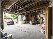 *** EXCLUSIVITE *** IMMEUBLE DE RAPPORT + HABITATION INDEPENDANTE + DEPENDANCES + EXTERIEUR *** BILLOM 63160 ***