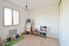 *** EXCLUSIVITE *** PLAIN-PIED 5 CHAMBRES, COUR, JARDIN ET GRAND ATELIER*** BILLOM 63160