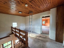 *** EXCLUSIVITE *** MAISON EN PIERRE AVEC JARDIN ET DEPENDANCES A RENOVER *** ISSERTEAUX 63270 ***
