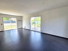 *** EXCLUSIVITE *** MAISON MODERNE AVEC JARDIN *** PONT DU CHATEAU 63430 ***
