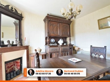 EXCLUSIVITE / Maison de village à rénover avec jardin et plusieurs dépendances