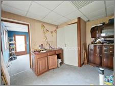 *** EXCLUSIVITE *** IMMEUBLE DE RAPPORT + HABITATION INDEPENDANTE + DEPENDANCES + EXTERIEUR *** BILLOM 63160 ***