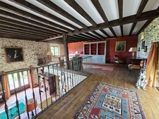 *** EXCLUSIVITE *** TRES BELLE PROPRIETE EN PIERRE - BIEN RARE *** EGLISENEUVE PRES BILLOM 63160 ***