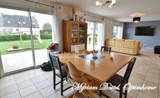 Maison familiale récente avec vie de plain-pied sur grand terrain de 4479 m² – Saint-Tugdual