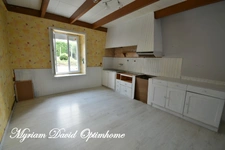 Maison en pierre à rénovée à SAINT NICOLAS DU PELEM (22)