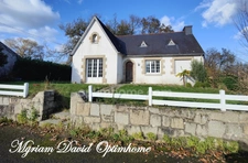 Maison 3 chambres avec jardin - Rostrenen