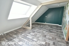 Maison familiale 171 m² – DPE C – 5 chambres – Terrain paysagé de 2 400 m² – Rostrenen