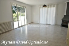 Maison familiale 171 m² – DPE C – 5 chambres – Terrain paysagé de 2 400 m² – Rostrenen