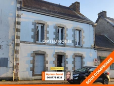  Rostrenen - Maison de ville rénovée avec potentiel d’aménagement