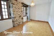 Maison de caractère 5 chambres – Jardin - T1- Coeur de Rostrenen