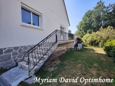 Maison familiale 171 m² – DPE C – 5 chambres – Terrain paysagé de 2 400 m² – Rostrenen