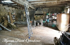 Propriété en pierre avec 2 dépendances – Glomel campagne 