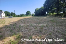 Terrain à bâtir de 2 260 m² proche de Gouarec