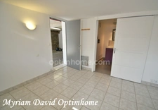 Maison familiale 171 m² – DPE C – 5 chambres – Terrain paysagé de 2 400 m² – Rostrenen