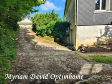 Maison familiale avec vue sur le lac de Glomel – 5 chambres – 2 000 m² de terrain