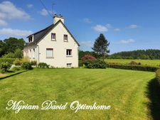 📍 EXCLUSIVITÉ - Maison 5 chambres avec terrain à Plouguernével