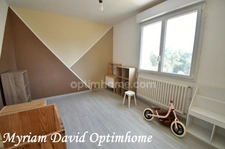 Maison familiale rénovée 128 m² – 5 chambres – Sous-sol complet – Rostrenen