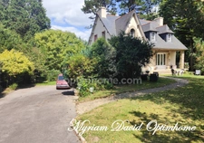 🏡 Maison familiale avec grand terrain – à rénover 🌳