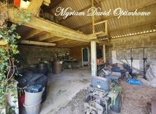 🏡 Un havre de paix atypique avec piscine et indépendance énergétique